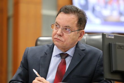 Botelho acusa ex-presidente da Aprosoja de fazer “lambança” com o Fethab