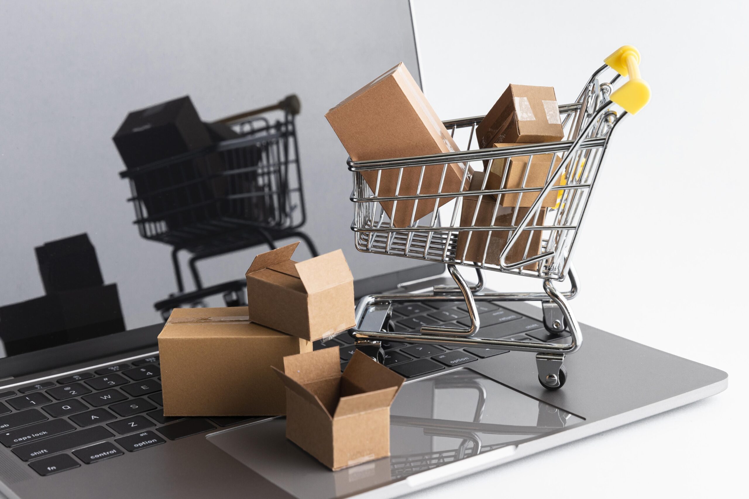 Dia dos Pais: veja dicas para economizar e ir às compras com segurança