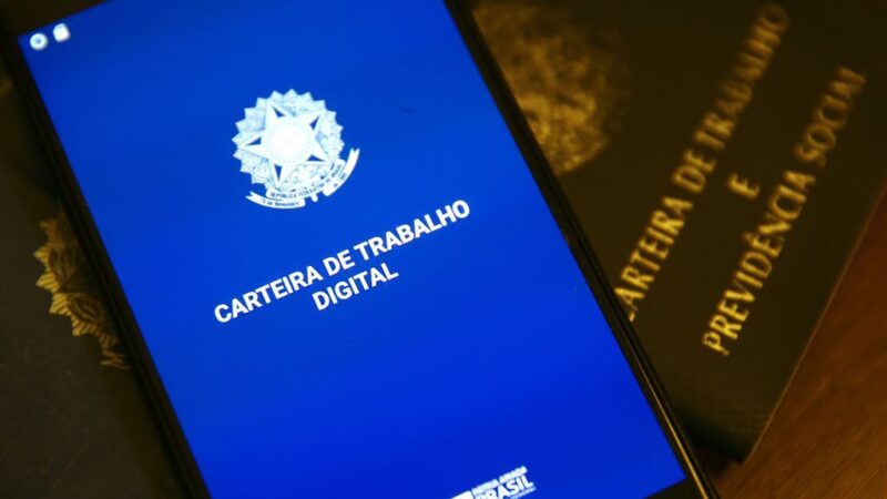 Saldo de empregos volta a subir em 2024 e soma 1,7 milhão, diz Caged