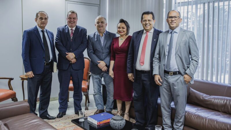 Deputado se reúne com ministro e articula hospital referência em Mato Grosso