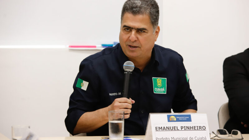 Emanuel justifica que excesso de buracos na capital é efeito da chuva e e garante incremento de R$ milhões