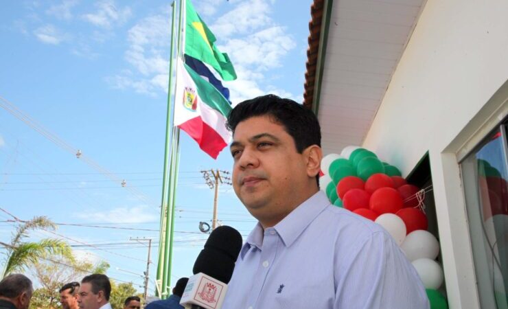 Justiça vê propaganda eleitoral antecipada e manda prefeito de Várzea Grande remover vídeo das redes sociais