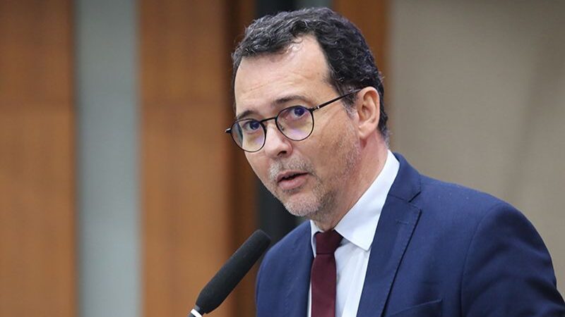 Lúdio Cabral espera definição rápida para candidatura em Cuiabá