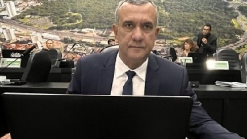 Vereador critica briga política e defende revisão do TAC da Saúde pública