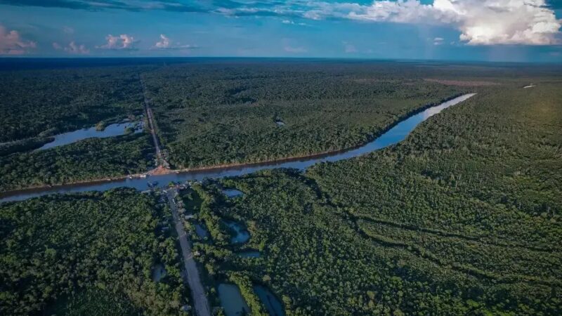 Governo quer inaugurar rota que liga Amazônia brasileira ao Pacífico na COP 30
