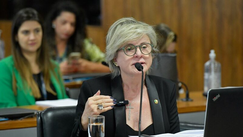 Com relatoria de Buzetti, comissão aprova PL que garante acesso de crianças a programas de saúde mental pelo SUS