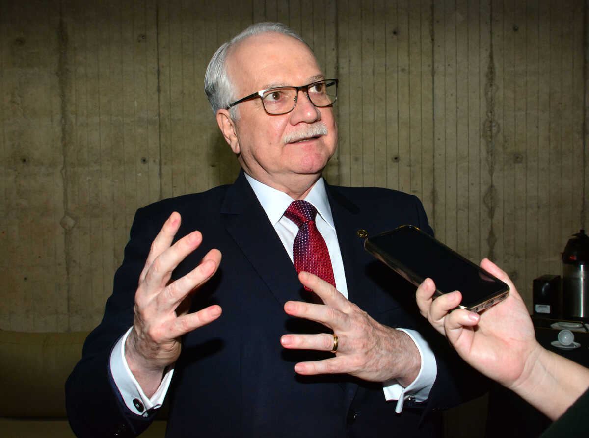 STF exclui julgamento sobre ‘uberização’ da pauta; não há previsão de nova data