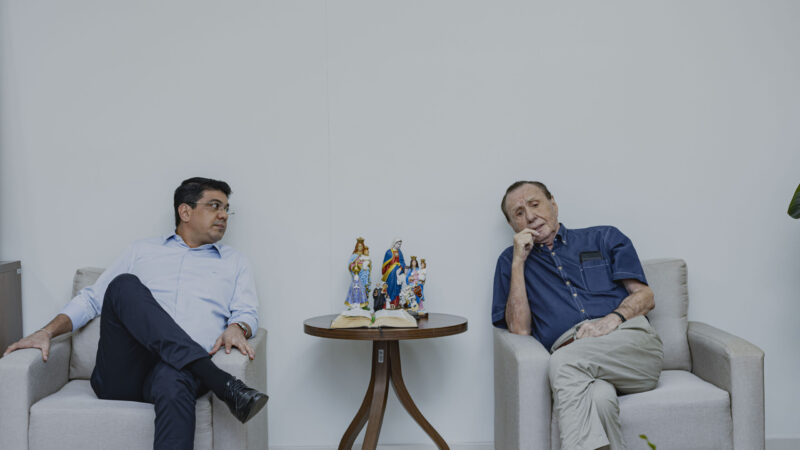 Kalil Baracat discute reeleição com Bezerra e já conta com apoio de dez partidos