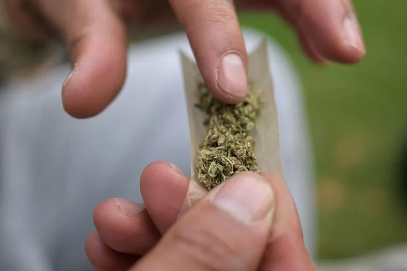 Quinta Turma desclassifica conduta de tráfico de drogas de preso encontrado com 37 gramas de maconha – Jornal Advogado – Em Mato Grosso