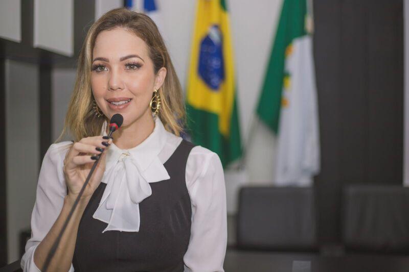 Vereadora recua de disputa pela vice de Botelho e foca na reeleição; Republicanos quer indicar médico