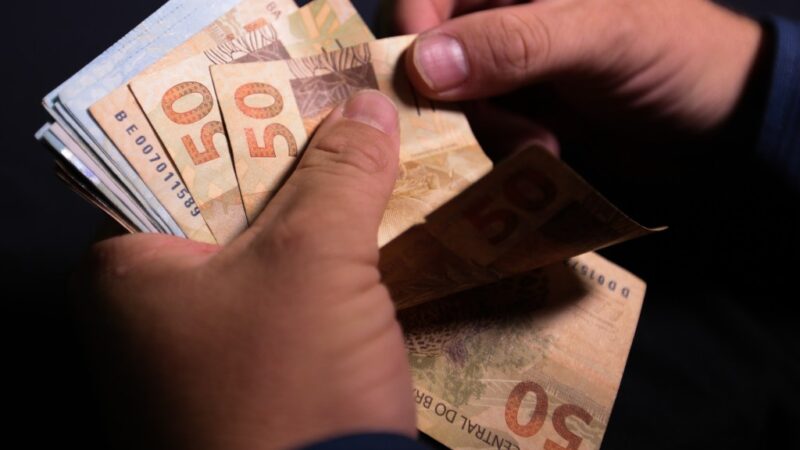 Febraban revisa estimativa para carteira de crédito para alta de 10,3% em 2024