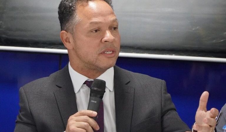 Cláudio Ferreira denuncia falta de transparência da gestão de Rondonópolis