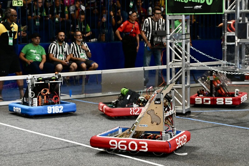 Festival de Robótica: Mato Grosso compete com 11 equipes na categoria de FRC