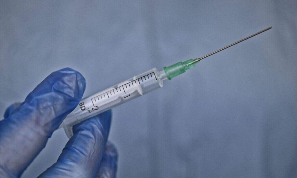 Governo contrata empresa de Cuiabá por R$ 1,4 milhão para fornecimento de packs para exame que mede oxigenação no sangue