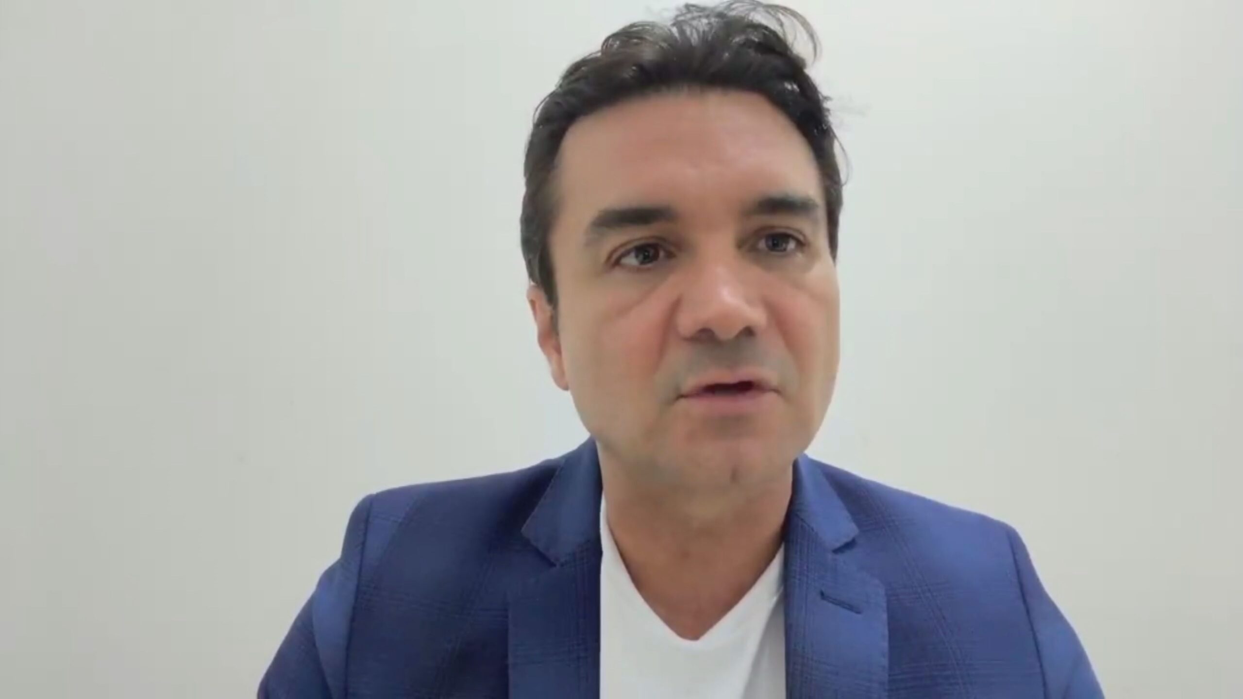À CNN, ministro do Turismo comenta flexibilização de check-in e check-out em atualização de lei