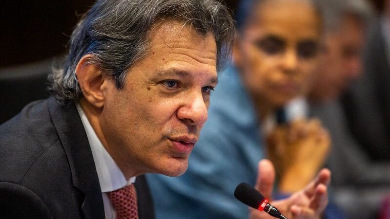 Apresentamos cenários para reforma do imposto de renda ao presidente Lula, diz Haddad