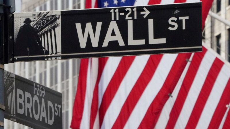 Bolsas de NY fecham em alta em dia de agenda vazia e na expectativa por inflação nos EUA