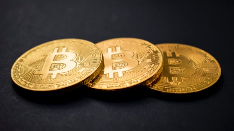 Compra de criptoativos por brasileiros já supera US$ 10 bi em 2024, revela BC