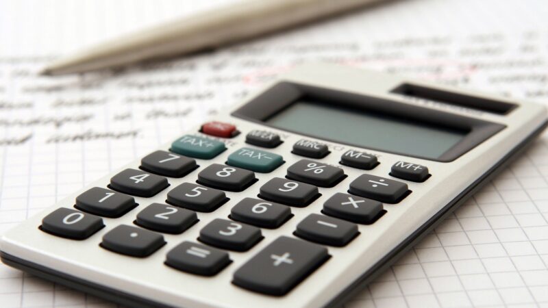 Custo de vida desacelera de forma acentuada para classes mais baixas, aponta FecomercioSP