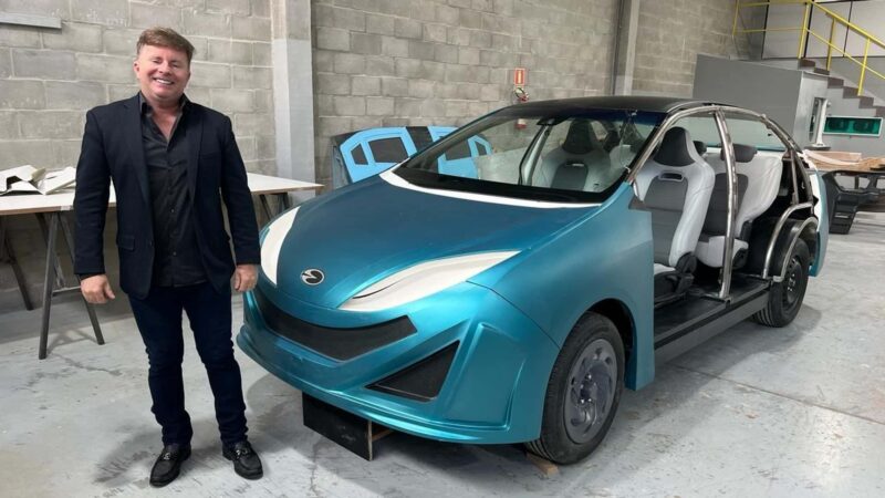 Empresário brasileiro promete fábrica de carro híbrido flex nacional no ES até 2026