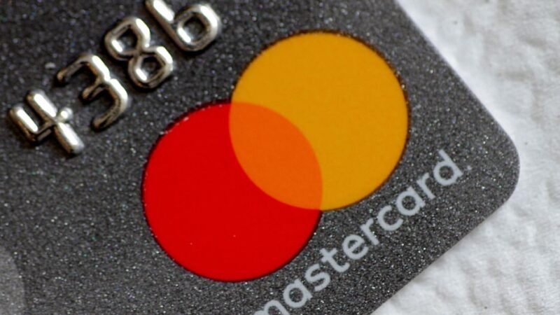Mastercard reduz em 3% número global de funcionários em processo de reorganização