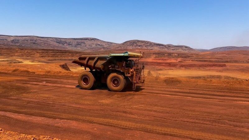 Minério de ferro sobe com esperanças renovadas de melhora na demanda da China