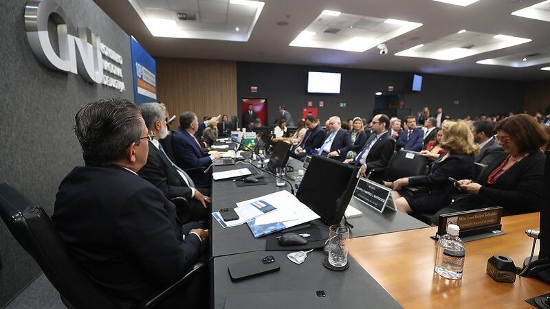 Ministro Barroso apresenta modelo de ementa para acórdãos a presidentes de tribunais – Jornal Advogado – Em Mato Grosso