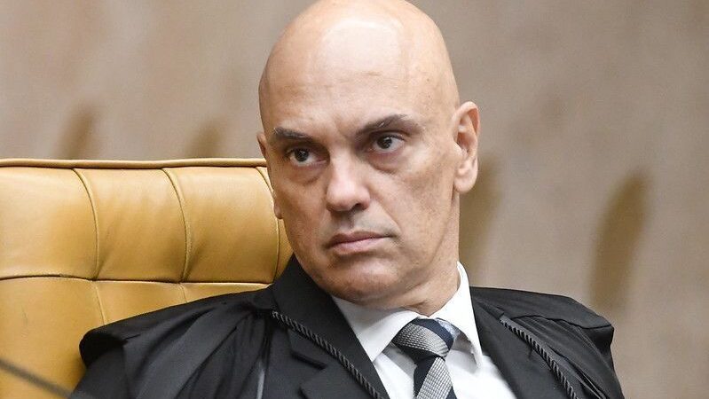 Moraes manda para plenário físico análise de recursos da “revisão da vida toda” nas aposentadorias
