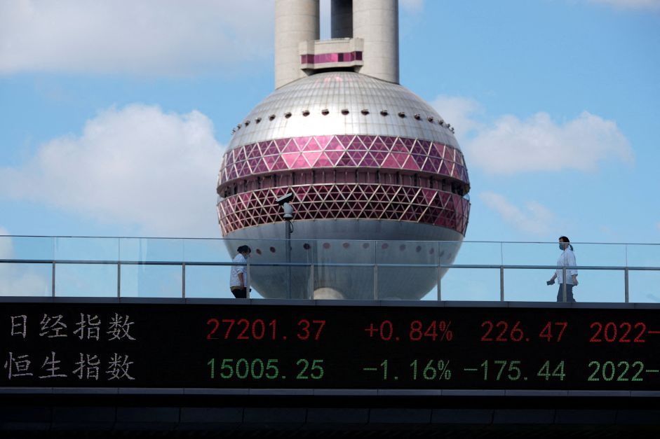 Na China, ações caem em meio a tarifas pelo Canadá e alerta ao comércio eletrônico