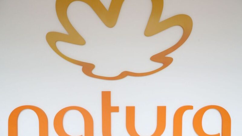 Natura tem prejuízo de R$ 859 mi no 2º tri em meio a pedido de recuperação judicial da Avon Products