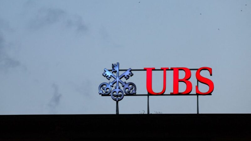 UBS supera previsões de lucro trimestral impulsionado por setor de investimentos