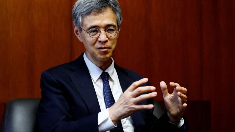 Vice-presidente do BC do Japão diz que continuará a elevar juros se economia permanecer no rumo certo