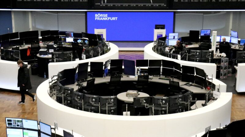STOXX 600 despenca após Trump ameaçar UE e Apple com tarifas
