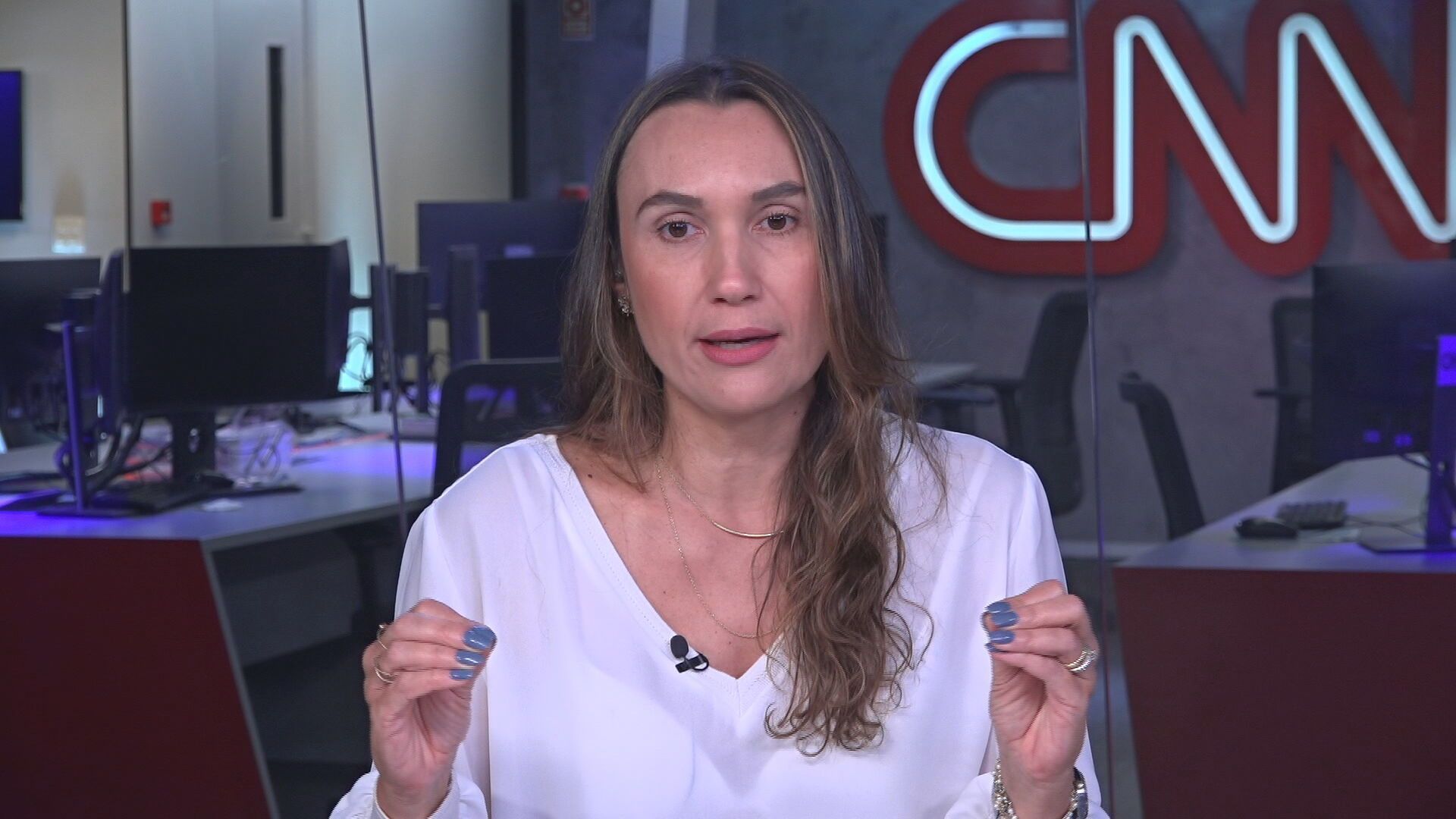 Aumento da taxa Selic encarece financiamentos, explica especialista