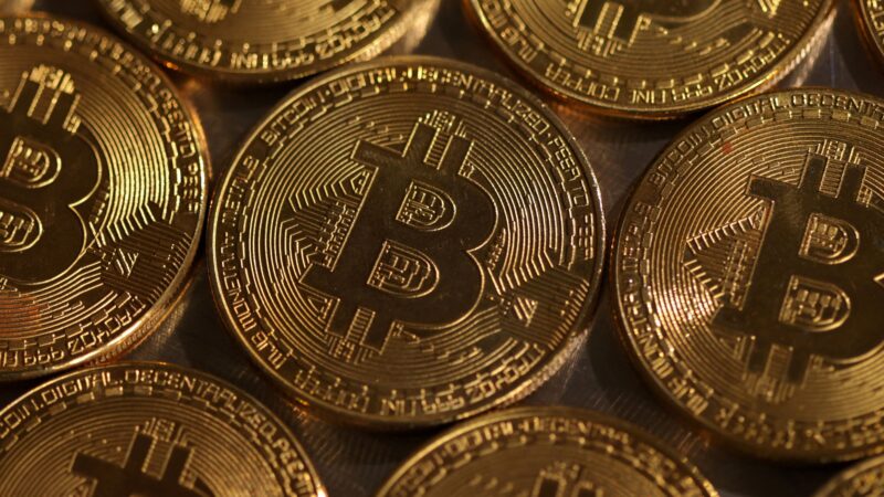 Bitcoin encerra semana em baixa com “efeito DeepSeek“