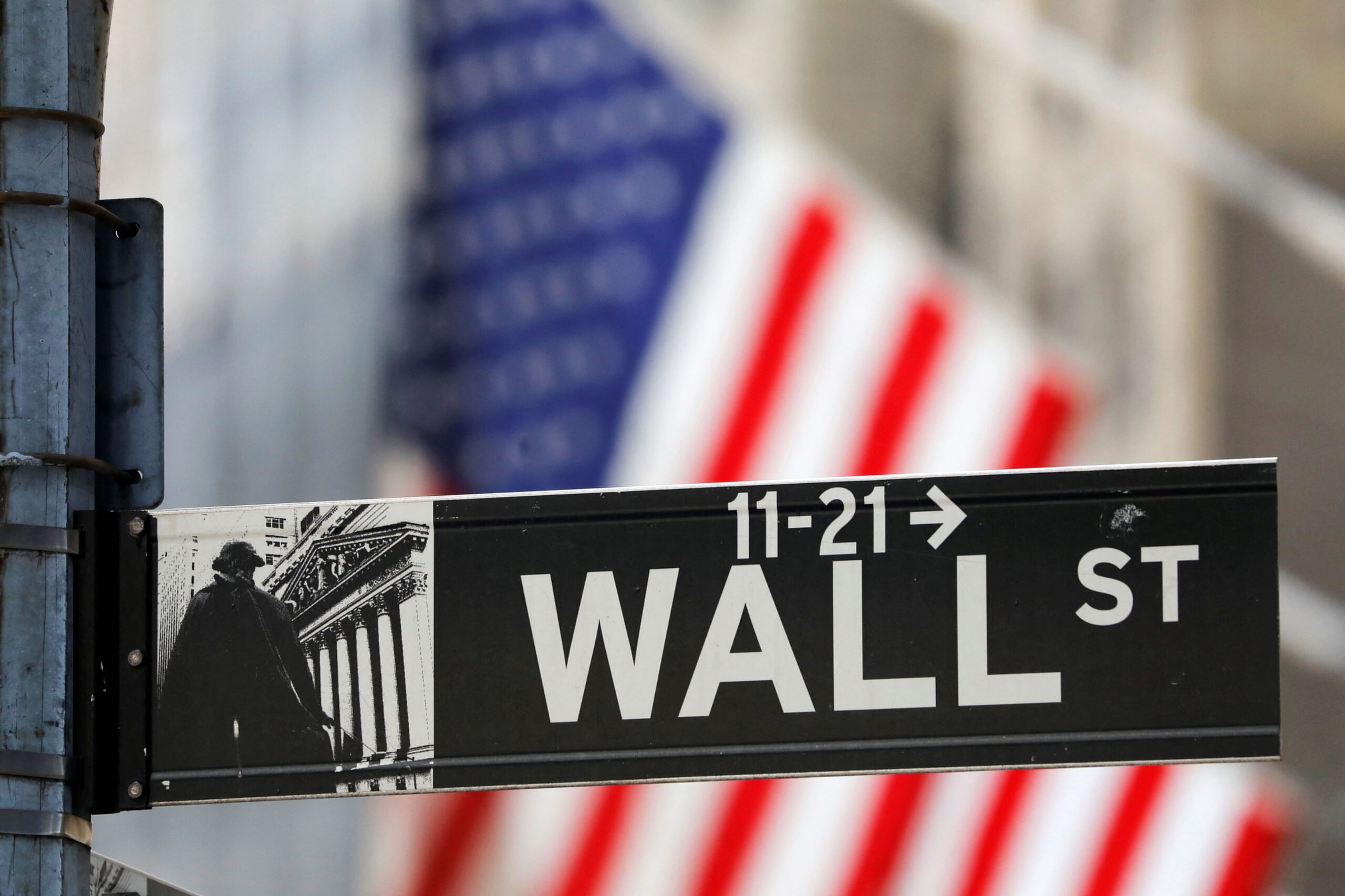 Bolsas de NY fecham em alta com expectativa de corte de juros dos EUA no radar