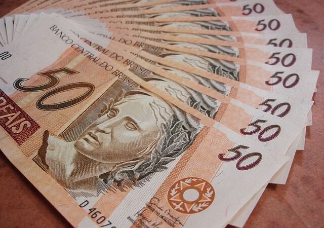 Dinheiro esquecido: mais de 6 milhões de pessoas têm mais de R$ 100 para receber