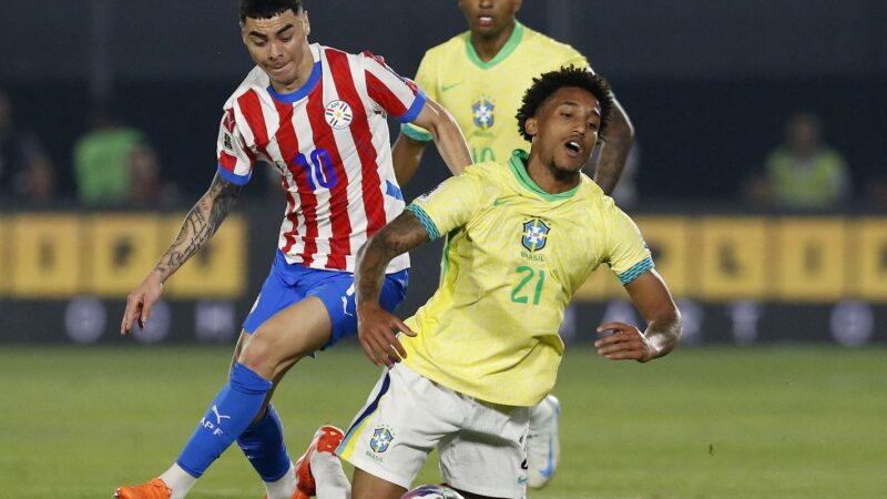 Eliminatórias: Brasil joga mal e perde para o Paraguai por 1 a 0