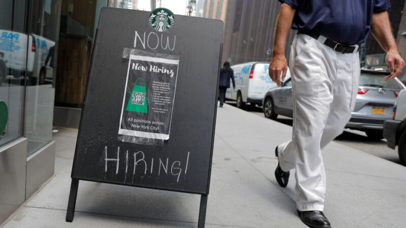 Estados Unidos têm o menor número de empregos disponíveis desde janeiro de 2021
