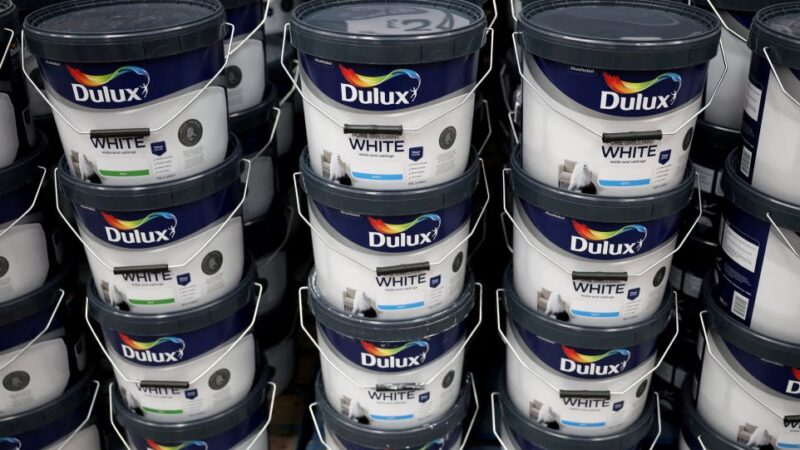 Fabricante de tintas Akzo Nobel prevê cortar cerca de 2 mil empregos