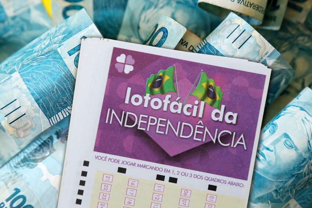 Lotofácil da Independência sorteia R$ 200 milhões nesta segunda (9); veja prazo para fazer apostas
