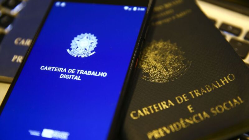 Mercado de trabalho está conseguindo absorver oferta de mão de obra, diz especialista