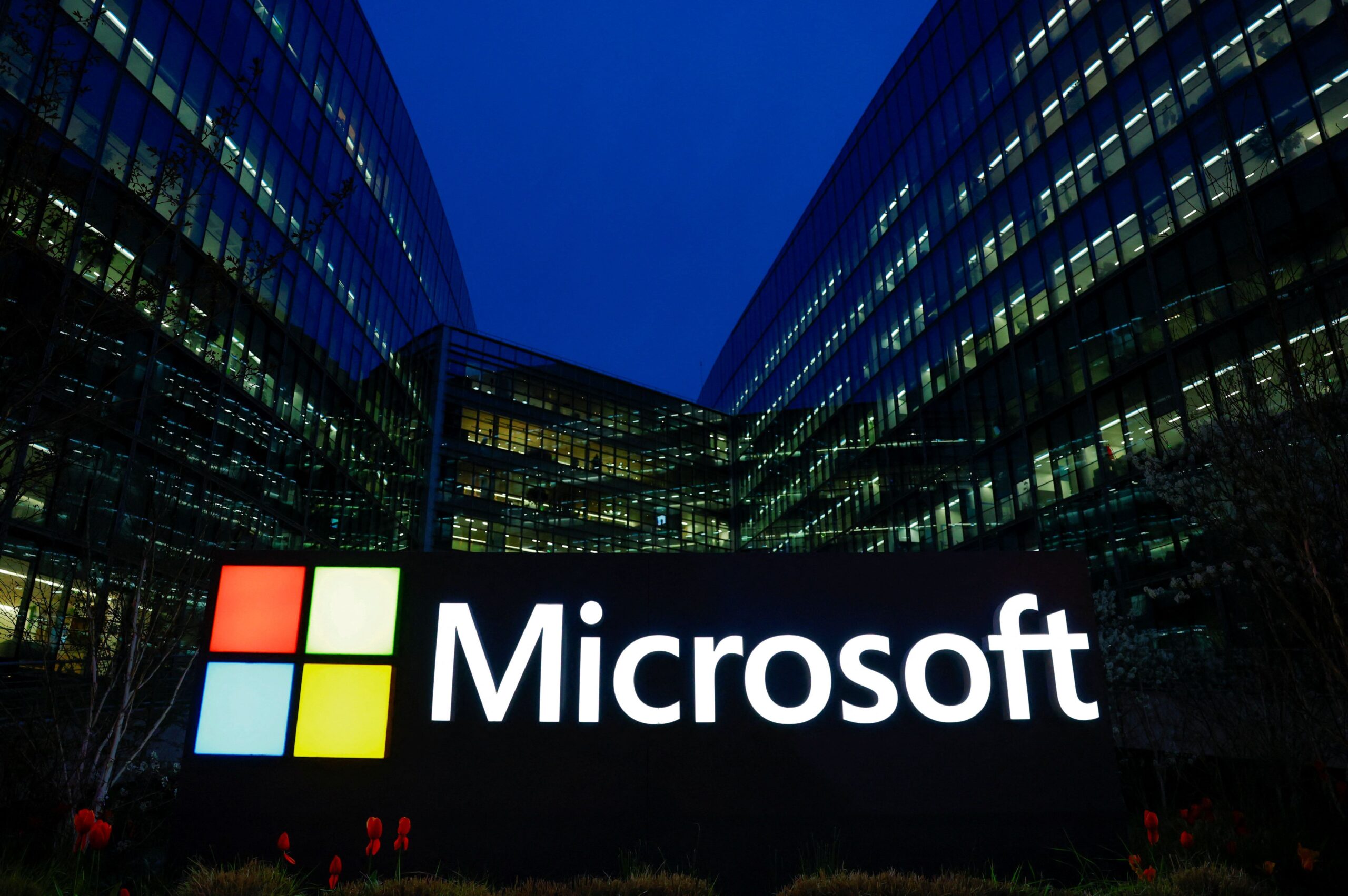 Microsoft realiza cúpula sobre segurança após falha da CrowdStrike