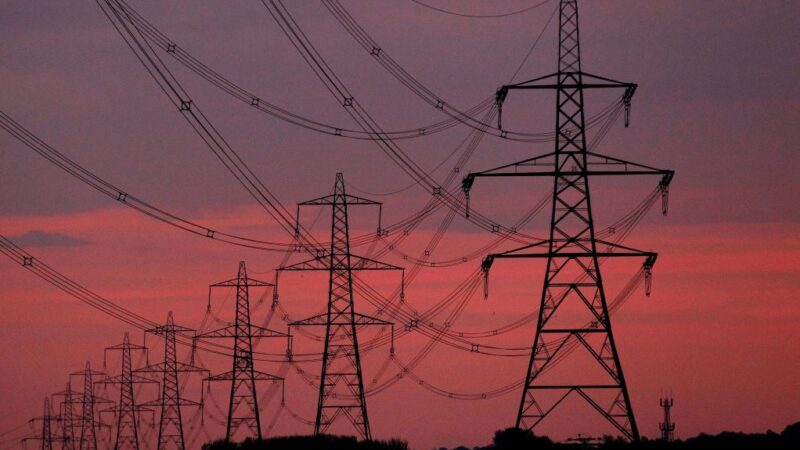 Painéis solares, conta de luz e clima “resgatam“ horário de verão 5 anos após seu fim