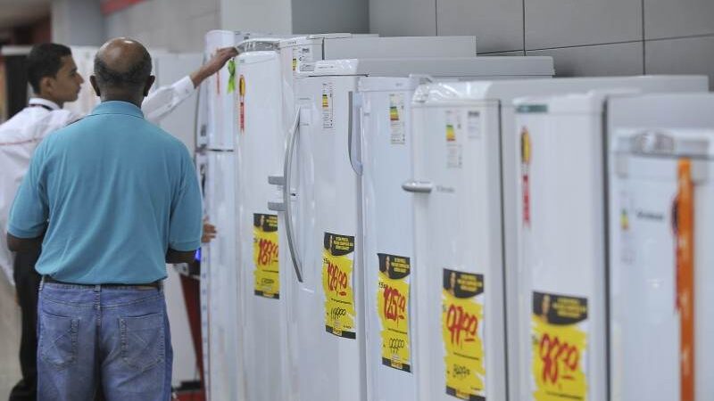 Preços de eletroeletrônicos caem 3,1% em lojas online em agosto, diz pesquisa