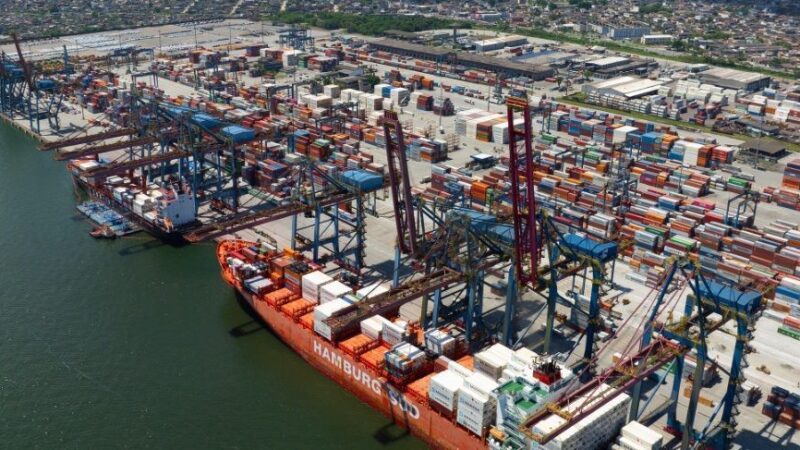Brasil tenta aumentar exportações para China em viagem de Lula