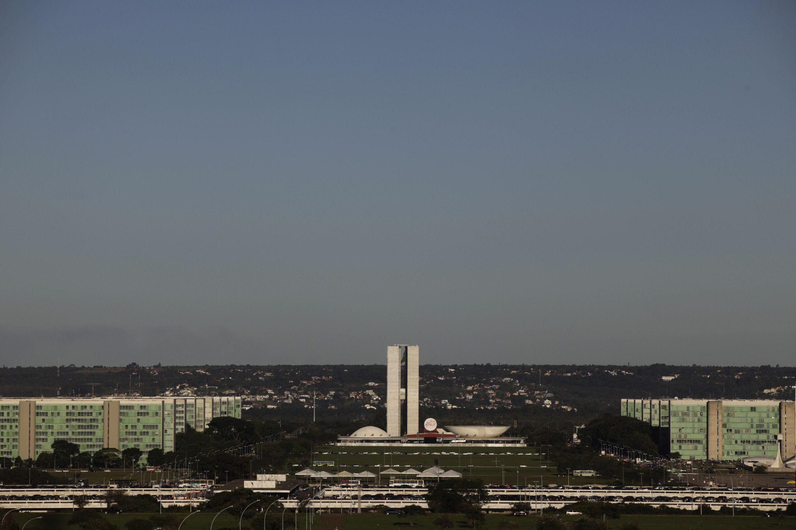 Sem acordo salarial, carreiras do Tesouro também podem travar reestruturação de cargos