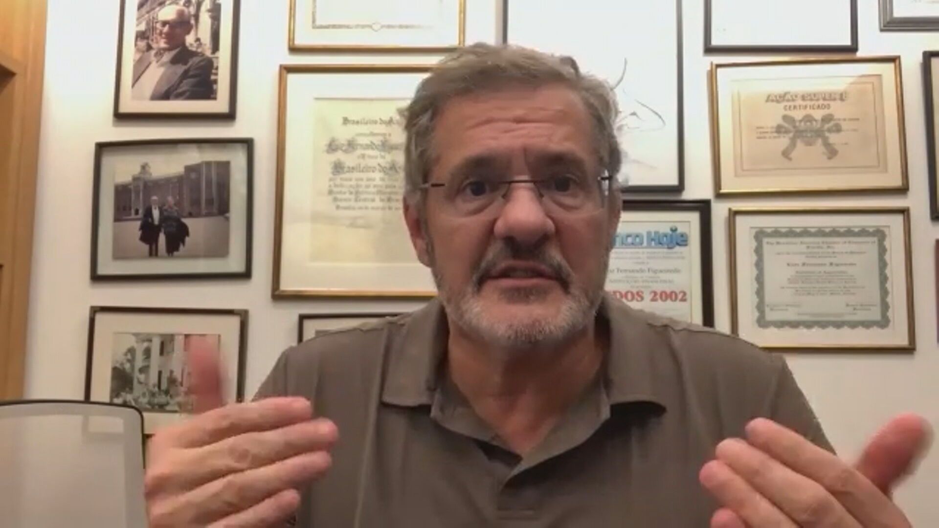 Subir juros agora é como “tomar remédio antes de ficar doente“, avalia ex-diretor do BC à CNN