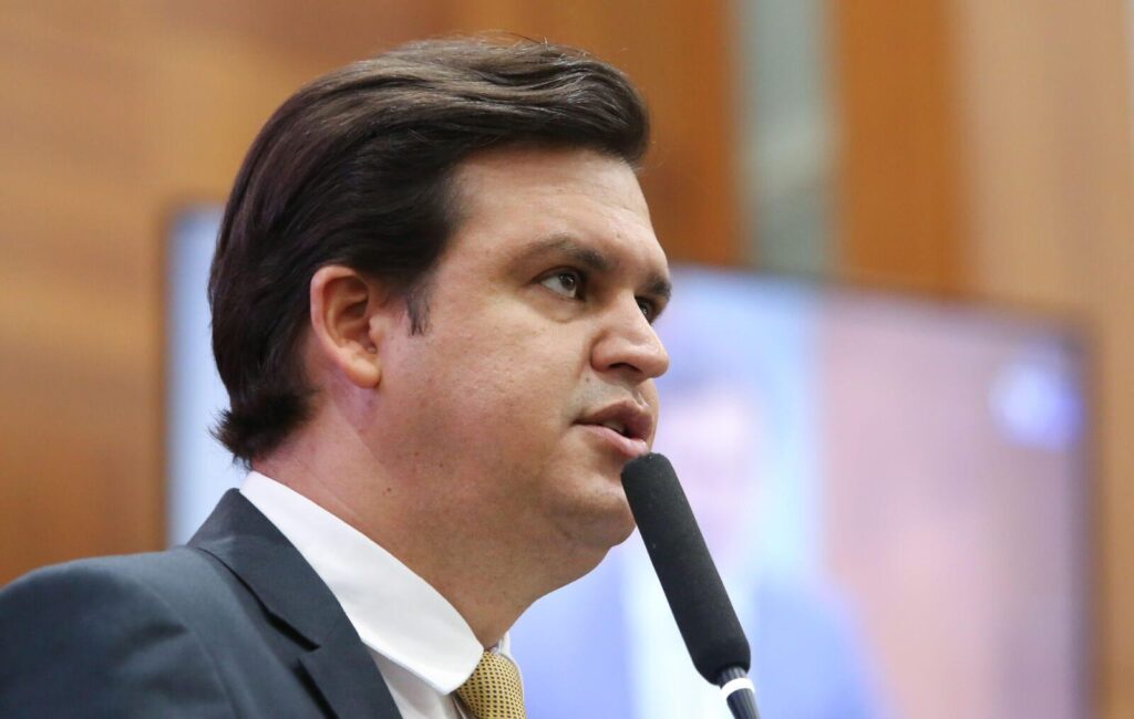 Thiago Silva propõe a inclusão do tema “empreendedorismo” nas escolas de MT – Jornal Advogado – Em Mato Grosso