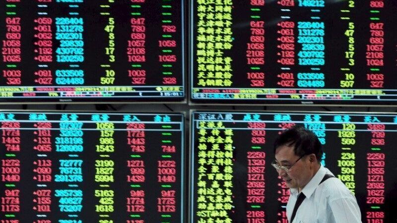 Ações chinesas saltam, mas perdem força após decepção com planos de estímulo no país